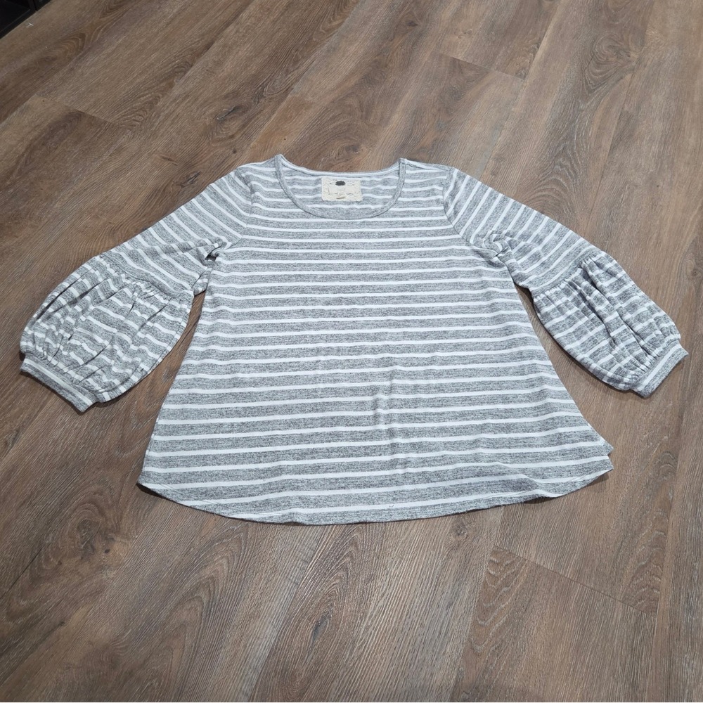 Cupio Blush Grey White Striped Puff Sleeve Knit Top Large Pullover Scoop Neck